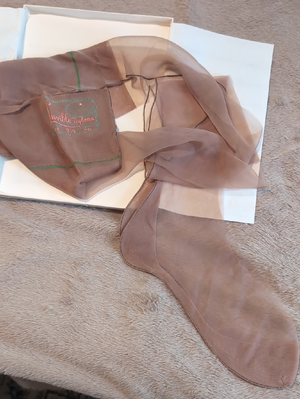 Vintage Luvible Nylons Sheer Taupe Women's Backseam Hosiery With Box